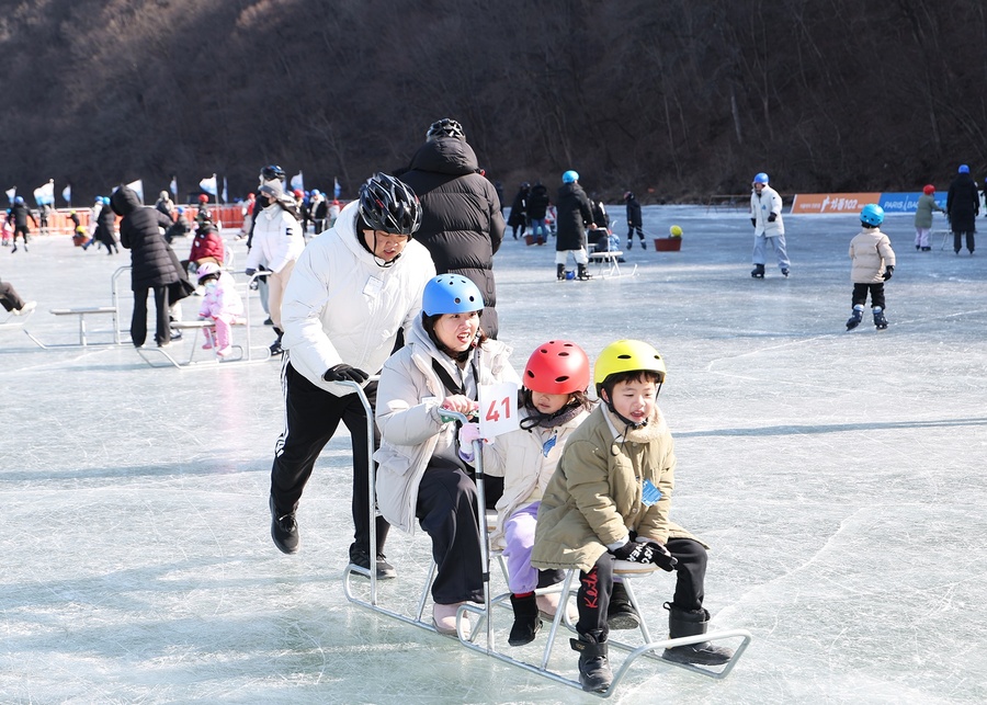 ▲ 제3회 영양꽁꽁겨울축제가 전국 각지에서 몰려든 관광객들의 뜨거운 관심과 참여 속에 성황리에 막을 내렸다.ⓒ영양군