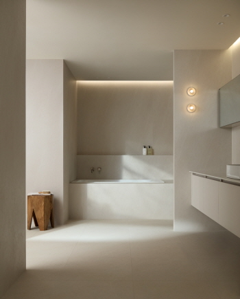 ▲ 한샘이 2세대 욕실 솔루션 '이지바스5'를 출시했다. ⓒ한샘