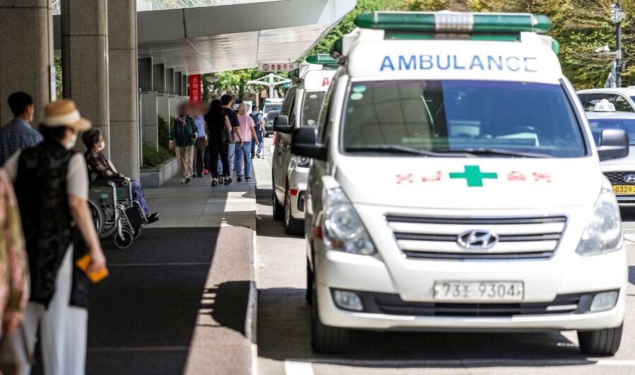 ▲ 대기 중인 구급차량. ⓒ뉴시스