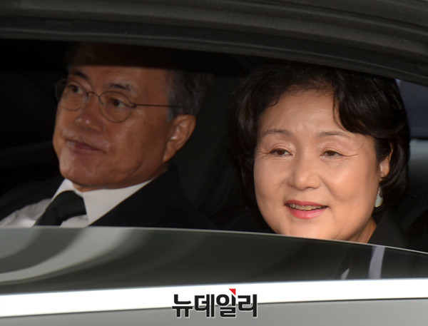 ▲ 문재인 전 대통령과 부인 김정숙 여사. ⓒ뉴데일리 DB