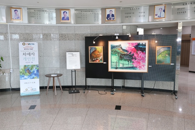 ▲ 2월 움직이는미술관 전시회ⓒ화성시의회 제공