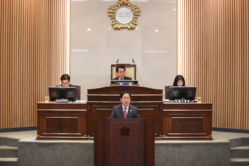 ▲ 주광덕 남양주시장이 제307회 남양주시의회 임시회에서 시정연설을 통해 ‘미래형 자족도시’로의 대전환을 선언했다 ⓒ남양주시 제공