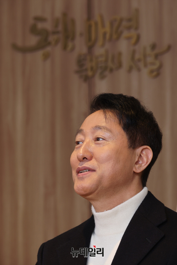 ▲ 오세훈 시장은 뉴데일리와의 인터뷰 중 서울시정의 다음 주요 정책 목표로 AI시대에 대응한 관광과 건강을 뽑았다. ⓒ정상윤 기자