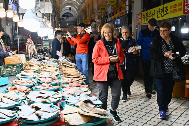 ▲ 속초관광수산시장 모습. ⓒ속초시