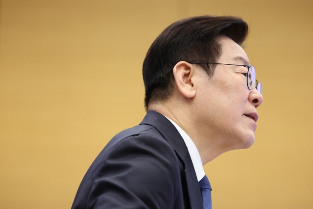 ▲ 이재명 대통령이 5일 청와대에서 열린 수석보좌관회의에서 발언하고 있다. ⓒ뉴시스