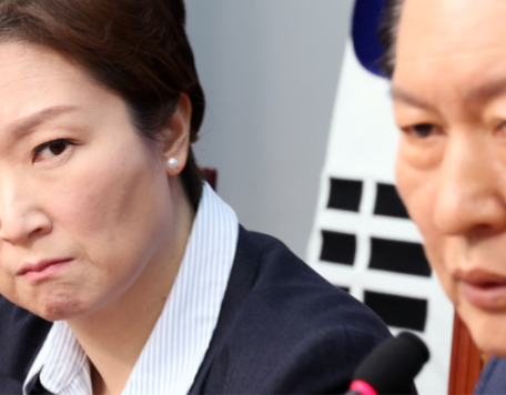 與 합당 대외비 문건 유출에 깊어지는 내홍 … "밀실 합의·답정너 합당"