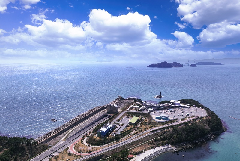 ▲ 거가대로 침매터널 구간 전경ⓒ대우건설 제공