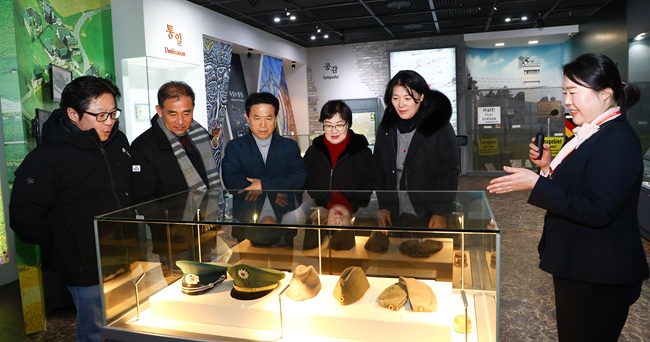 ▲ 강원특별자치도의회 사회문화위원회가 6일 고성군 일원에서 현지시찰을 실시하고 문화·관광 분야 주요 현안에 대한 점검에 나섰다. ⓒ강원특별자치도의회