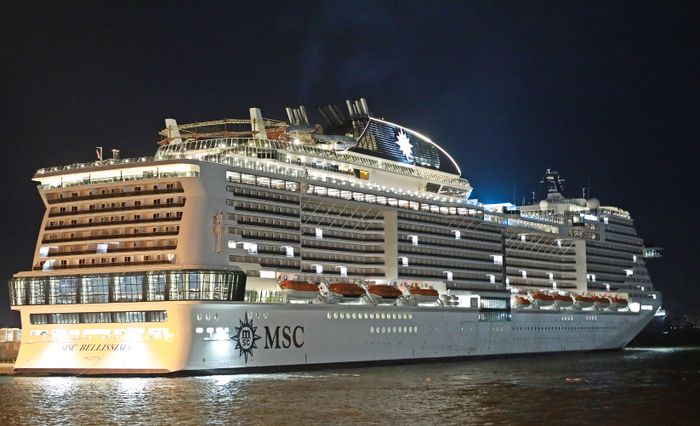 ▲ 인천항 크루즈터미널에 입항한 MSC Cruise사의 MSC 벨리시마 호ⓒ인천항만공사 제공