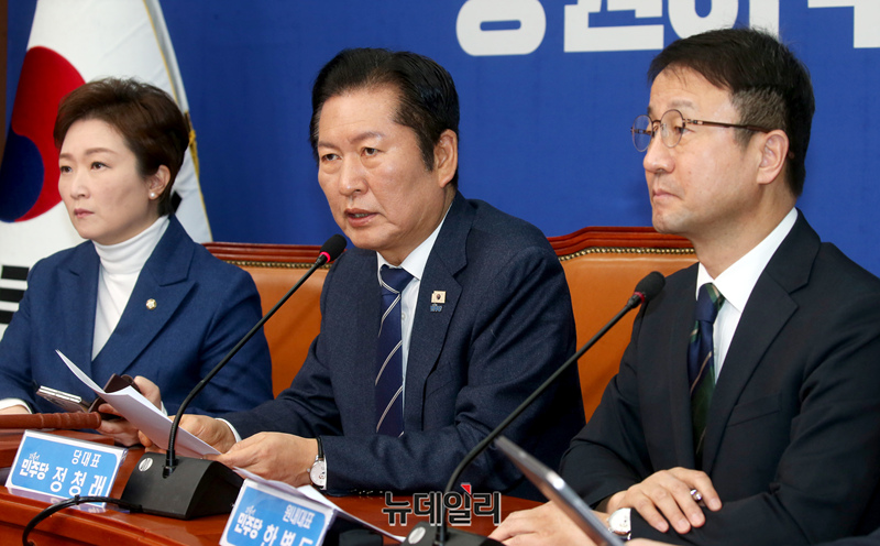 ▲ 정청래 더불어민주당 대표가 11일 국회에서 열린 최고위원회의에 참석해 발언하고 있다. ⓒ 이종현 기자