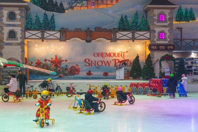 ▲ 도심 실내에서 즐기는 겨울 ‘고양 원마운트 스노우파크’ ⓒ경기관광공사 제공
