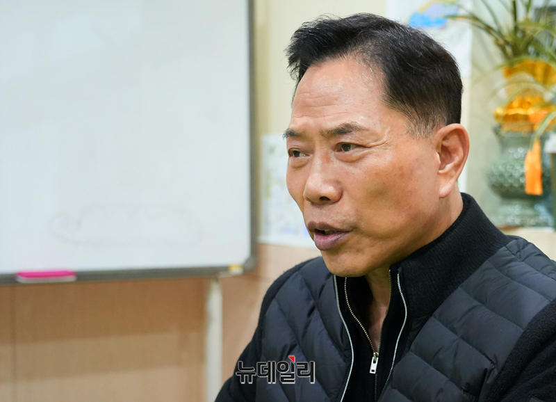 ▲ 손현보 세계로교회 목사가 18일 부산 강서구에 위치한 세계로교회에서 뉴데일리와 인터뷰를 하고 있다. ⓒ임찬웅 기자