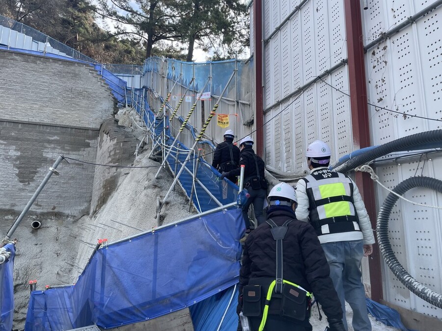 ▲ 관내 건설현장 안전 점검 ⓒ남구청 제공