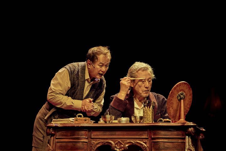 ▲ 연극 '더 드레서' 공연.ⓒ나인스토리