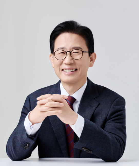 ▲ 김형일 대구 달서구청장 출마예정자가 지역 최대의 산업 요충지인 성서산업단지의 부흥을 이끌 3대 핵심 청사진을 제시하고 본격 행보에 나서고 있다.ⓒ김형일 출마예정자측