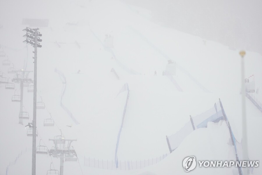 ▲ 유승은이 출전할 예정이던 2026 밀라노·코르티나담페초 동계올림픽 스노보드 여자 슬로프스타일 결선 경기가 폭설로 연기됐다.ⓒ연합뉴스 제공