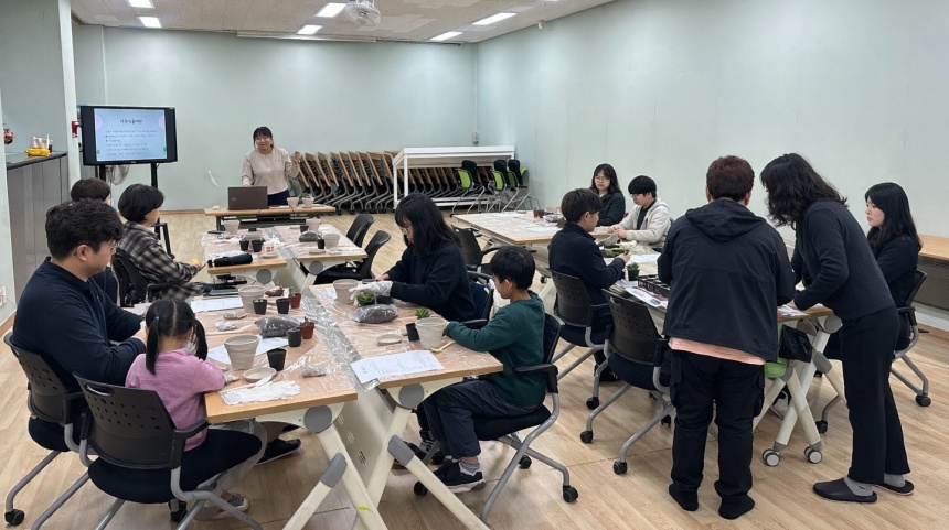 ▲ 시흥시는 동으로 찾아가는 평생학습‘동동배움터’사업을 3월부터 10월까지 진행한다 ⓒ시흥시 제공