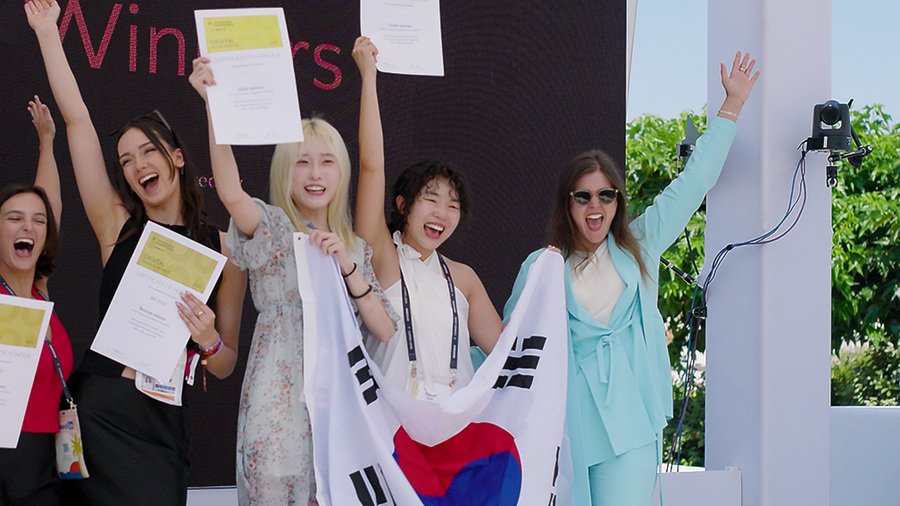 ▲ 2025년 칸라이언즈 YLC 에서 디지털 부문 골드를 수상한 제일기획 오수빈, 박선미 프로. ⓒ칸라이언즈서울