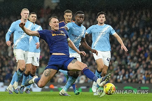 ▲ 맨체스터 시티가 뉴캐슬을 꺾으며 1위 아스널과 격차를 승점 2점으로 줄였다.ⓒ연합뉴스 제공