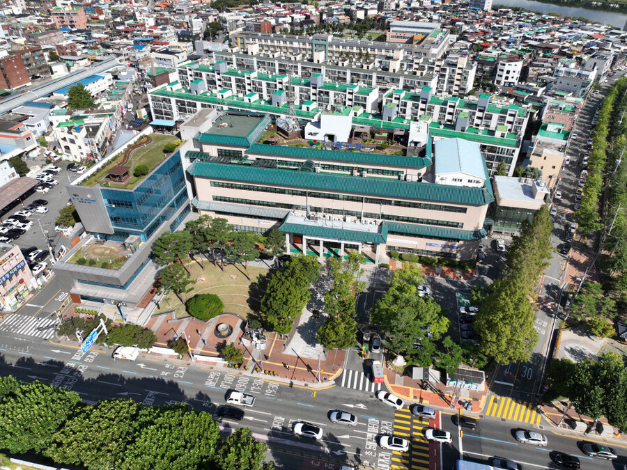 ▲ 동구청은 오는 23일부터 27일까지 2026년 공공근로사업 1단계 근로자 35명을 모집한다.ⓒ동구청