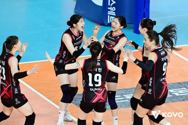 ▲ 정관장이 흥국생명을 꺾고 11연패에서 탈출했다.ⓒKOVO 제공