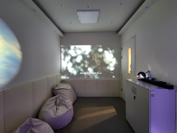 ▲ 인천국제공항 제2터미널 내부에 설치된 심리 안정실. ⓒ인천공항공사 제공