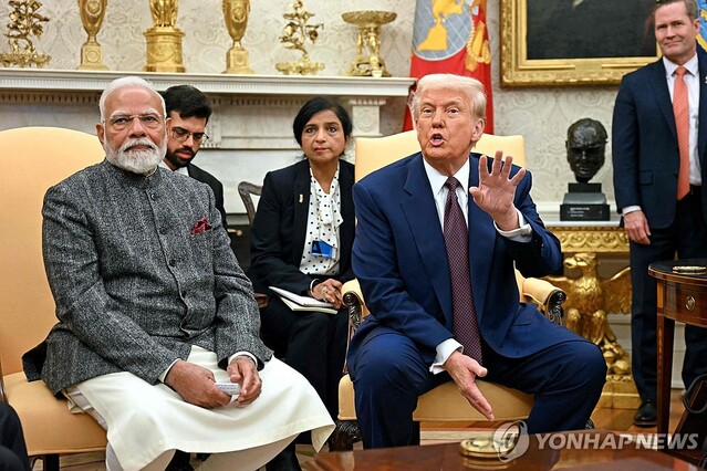 ▲ 나렌드라 모디 인도 총리와 도널드 트럼프 미국 대통령. 출처=AFPⓒ연합뉴스