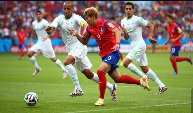 ▲ FIFA가 2014 브라질 월드컵에서 격돌한 한국-알제리전을 조명했다.ⓒFIFA 제공