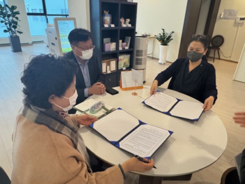 ▲ 양주시보건소는 라비에벨 산후조리원과 업무협약을 맺고 저소득층 산후조리원 이용료 감면을 시행한다 ⓒ양주시보건소 제공