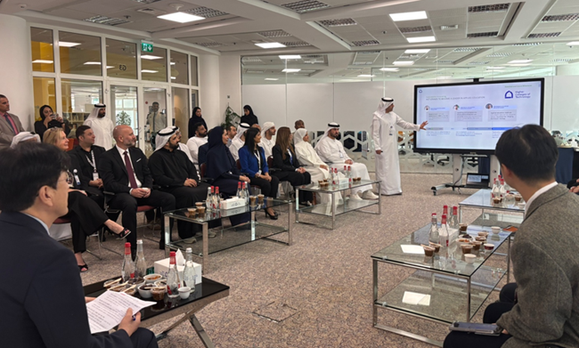 ▲ 강원특별자치도가 중동 최대 의료기기 전시회인 '2026 두바이 월드헬스 엑스포(WHX Dubai 2026)'에 참가해 2167만 달러(약 325억 원) 규모의 역대 최대 수출계약 성과를 거두며 중동시장 공략에 나섰다. ⓒ강원특별자치도