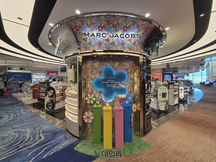 ▲ T1 매장에서 운영 중인 콘셉트 공간ⓒ조현우 기자