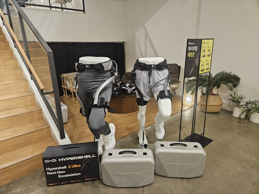 ▲ 하이퍼쉘의 웨어러블 로봇 제품들. ⓒ주재용 기자