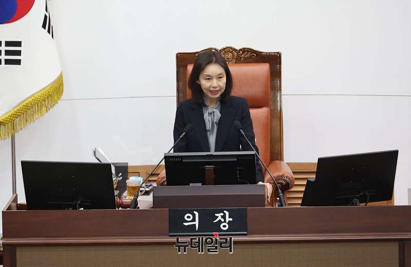 ▲ 최호정 서울시의회 의장이 24일 오후 서울시의회 본회의장에서 열린 올해 첫 서울시의회 본회의 제334회 임시회에서 개회사를 하고 있다. ⓒ정상윤 기자