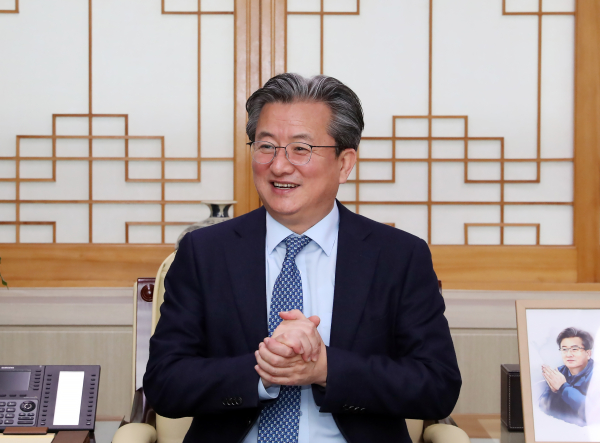 ▲ 24일 정용래 구청장은 통합을 ‘정치적 논쟁’이 아닌 ‘구조적 기회’로 규정했다. ⓒ 유성구