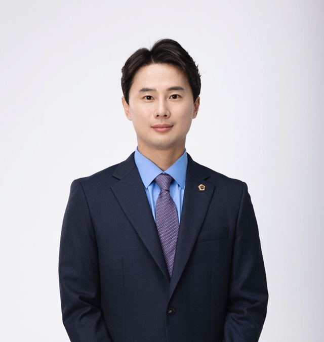 ▲ 황대호 경기도의회 문화체육관광위원회 위원장. ⓒ경기도의회 제공