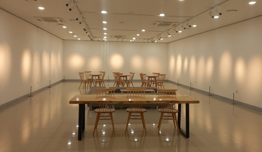 ▲ 시흥시농업기술센터 1층에 있는‘연갤러리’내부 모습 ⓒ시흥시 제공