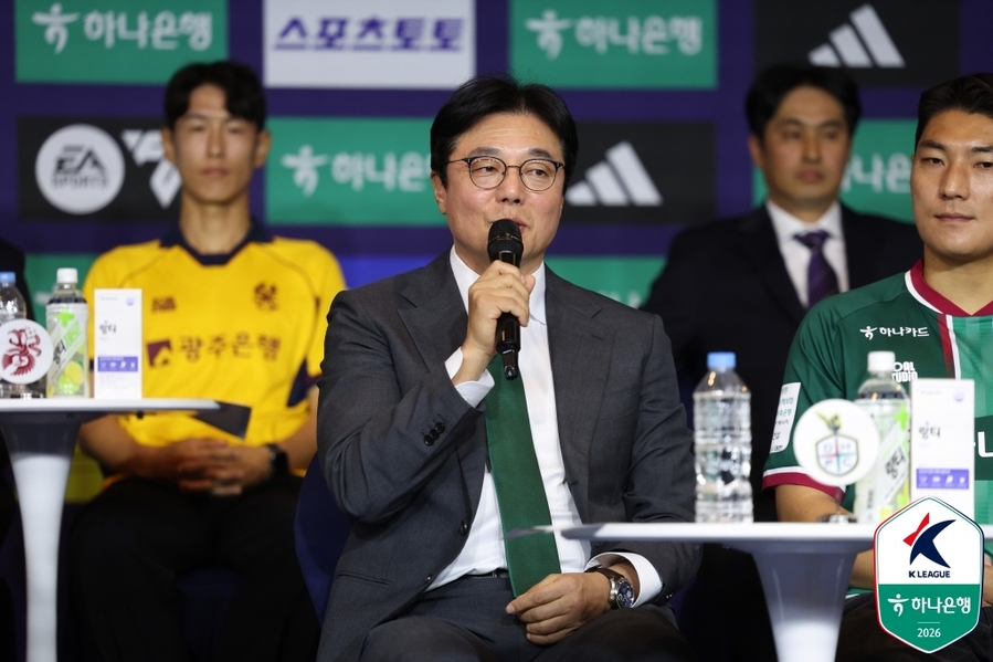 ▲ 2026시즌 K리그1 개막을 앞둔 가운데 황선홍 감독이 이끄는 대전이 가장 유력한 후보로 꼽혔다.ⓒ한국프로축구연맹 제공