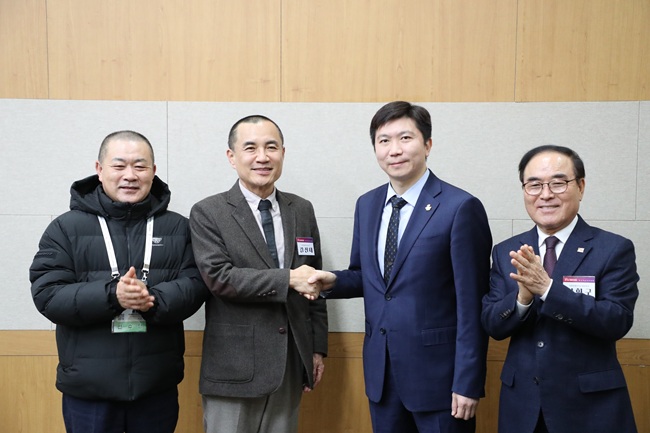 김진태 지사, 유승민 대한체육회장 면담 통해 2030년 전국체전 유치 의지 밝혀
