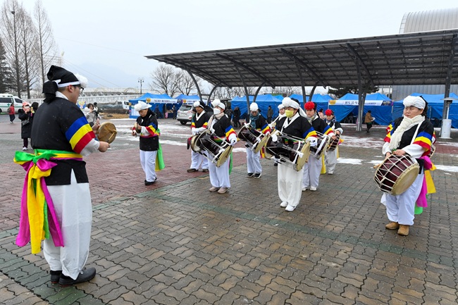▲ 지난해 열린 국토정중앙 달맞이축제 모습. ⓒ양구군