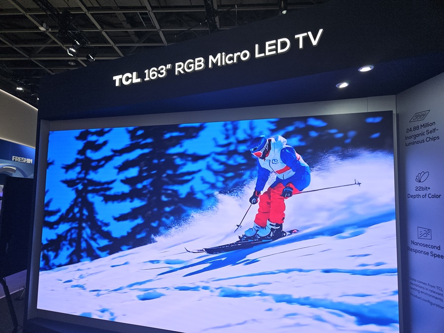 ▲ 중국 TCL이 RGB 마이크로 LED TV를 전시한 모습ⓒ뉴데일리DB
