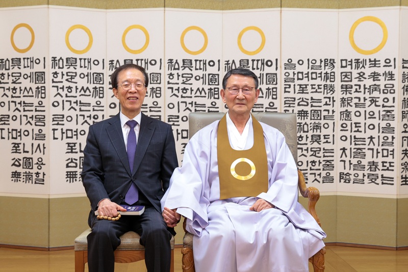 ▲ 이석연 국민통합위원장이 지난 26일 종교와 지방정부를 아우르는 바쁜 현장 소통 일정을 소화했다. ⓒ국민통합위원회