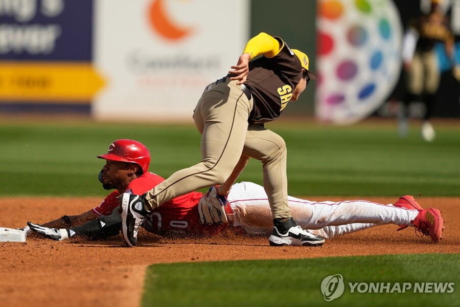▲ MLB 샌디에이고 파드리스의 송성문이 시범 경기에서 '2경기' 연속 안타를 쳤다.ⓒ연합뉴스 제공