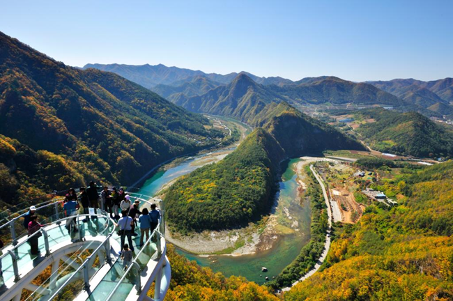 ▲ 병방산 군립공원(병방치 스카이워크). ⓒ정선군