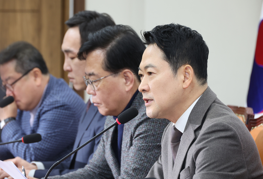 ▲ 장동혁 국민의힘 대표가 2일 오전 서울 여의도 국회에서 열린 최고위원회의에서 발언을 하고 있다. ⓒ뉴시스