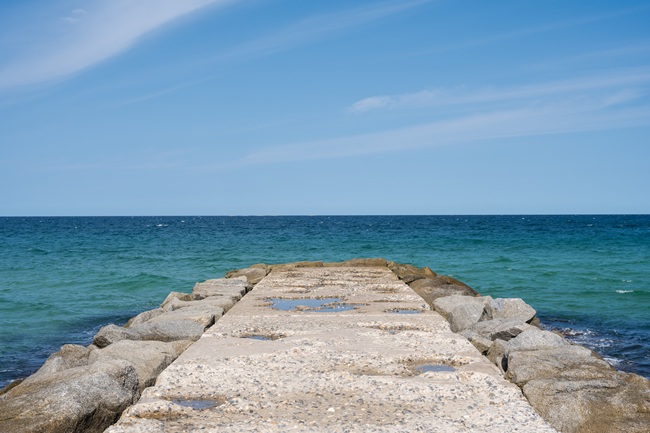 ▲ 도깨비 촬영지인 '주문진 방사제' ⓒ강릉시