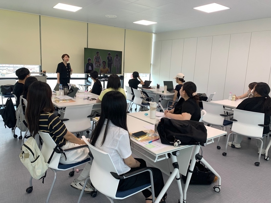 ▲ 2025년 청년성장프로젝트 프로그램 운영 사진(기업분석)ⓒ광주광역시 북구청 제공