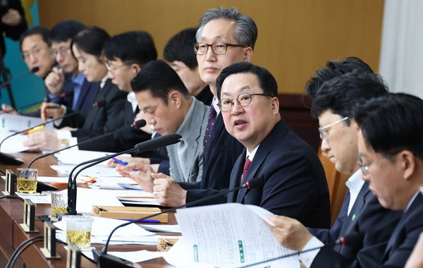 ▲ 이 장우시장은 3일 확대간부회의에서 “대전 시민에게 확실한 대전 발전의 이익이 보장되지 않는 대전·충남 통합안에 찬성할 수는 없다”고 강조했다.ⓒ대전시