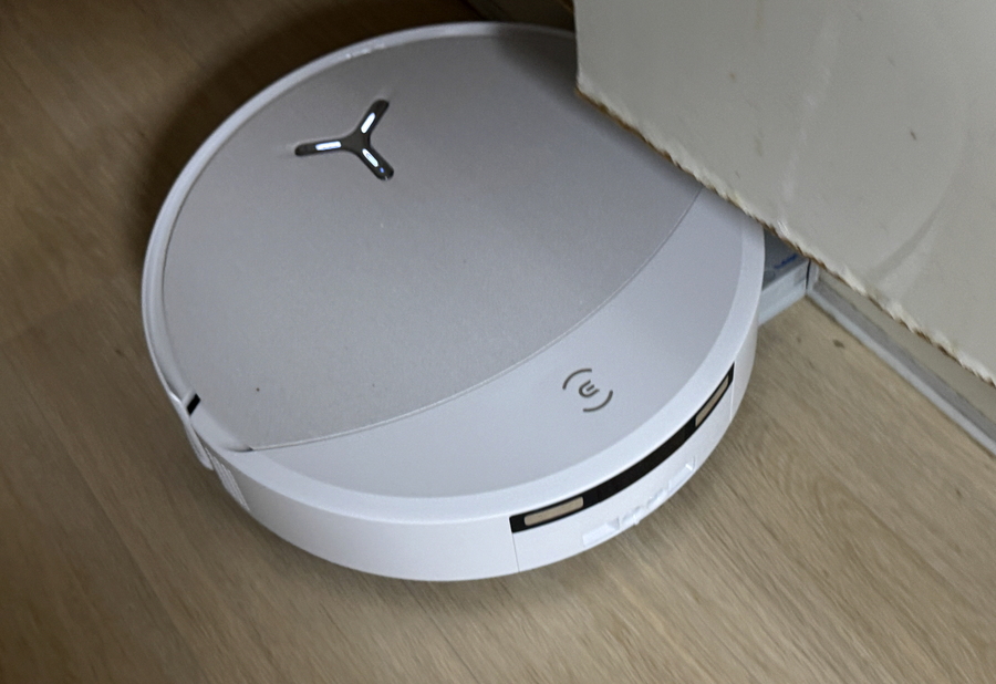 ▲ 흠집 없이 부드러우면서 정확한 구석 청소가 가능하다. ⓒ김재홍 기자