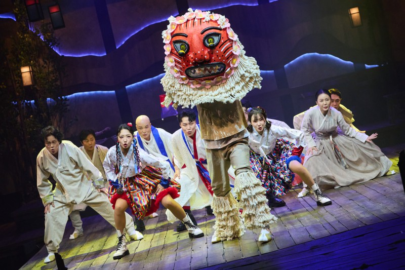 ▲ 창작가무극 '청사초롱 불 밝혀라'ⓒ서울예술단