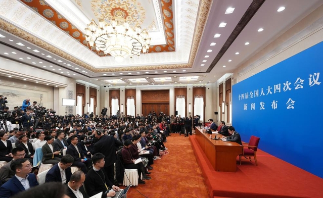 ▲ 4일 중국 베이징 인민대회당에서 열린 전국인민대표대회 기자회견. 출처=신화통신 갈무리ⓒ연합뉴스